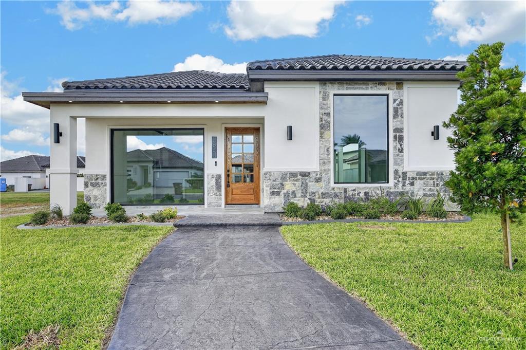 Photo 3 of 2621 Hatfield Avenue
