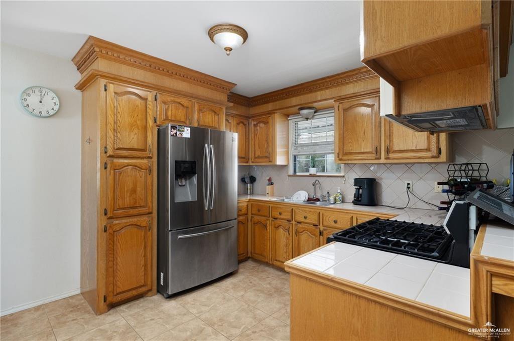 Photo 5 of 116 Margarito Street