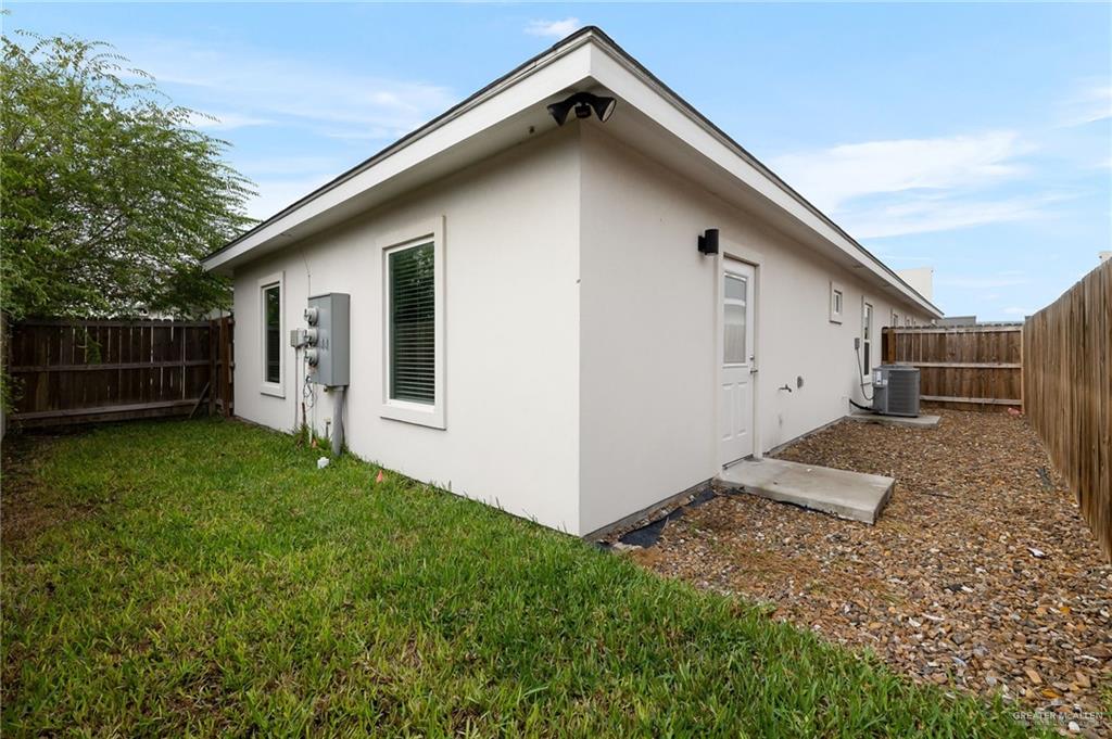 Photo 12 of 117 Lauryn Drive