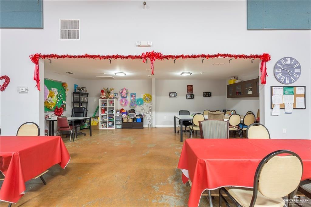 Photo 11 of 1212 Raul Longoria Road