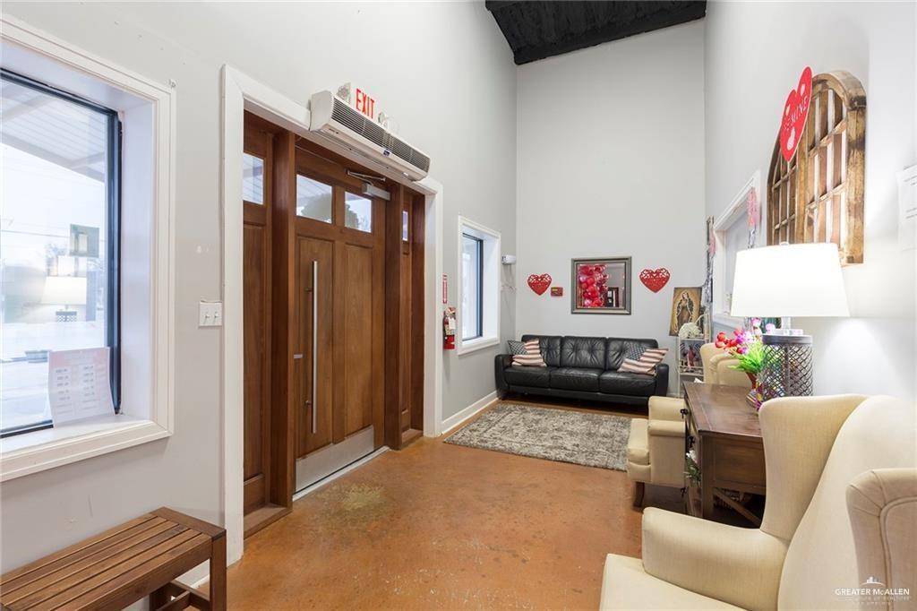 Photo 5 of 1212 Raul Longoria Road