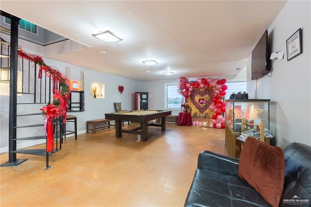 Photo 6 of 1212 Raul Longoria Road