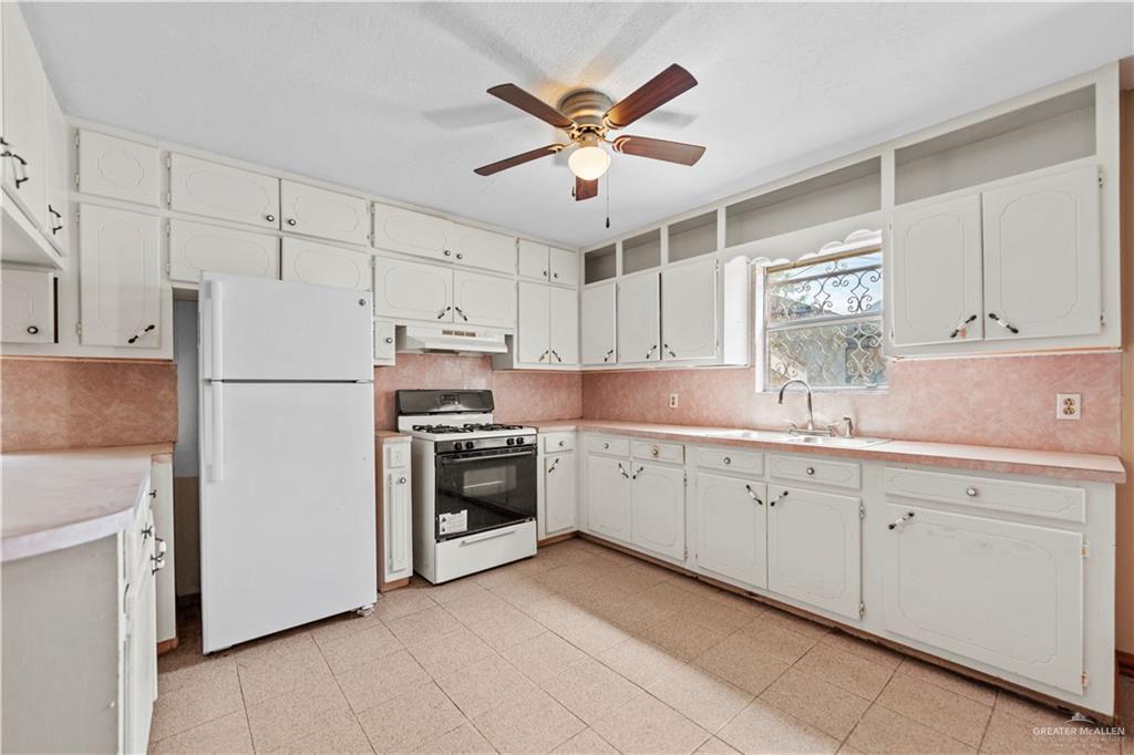 Photo 9 of 605 8th Street