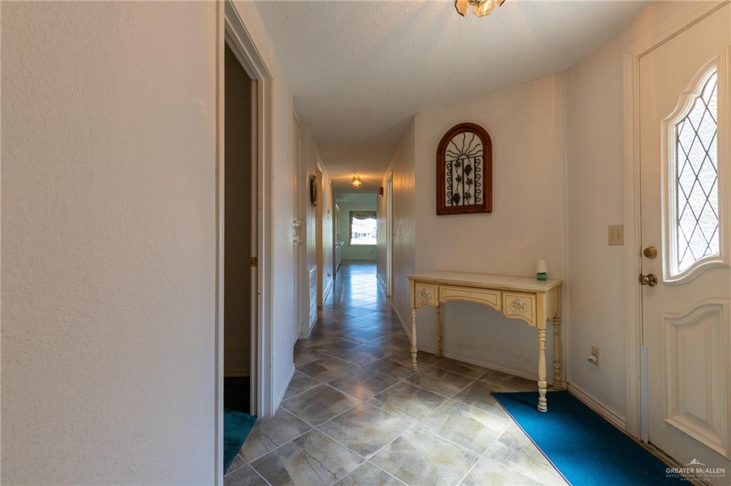 Photo 8 of 2725 Ashley Court