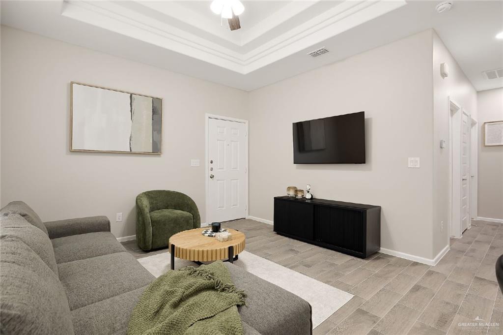 Photo 4 of 2809 Harrison Avenue #1
