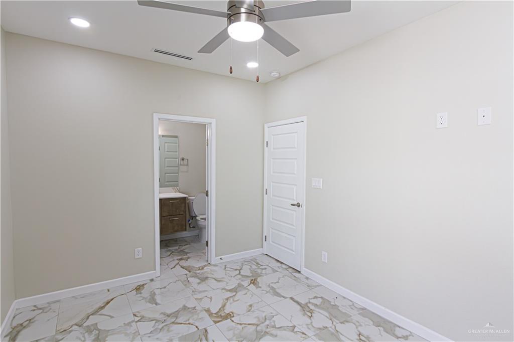 Photo 6 of 600 Emerald Avenue #2