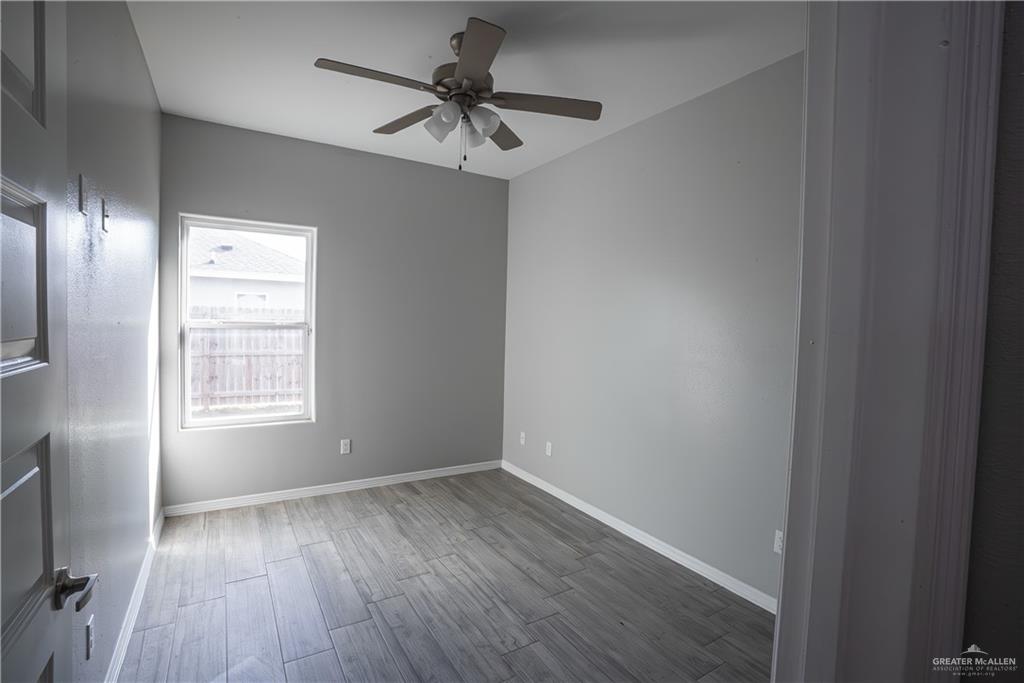 Photo 11 of 2108 Stauffer Street #3
