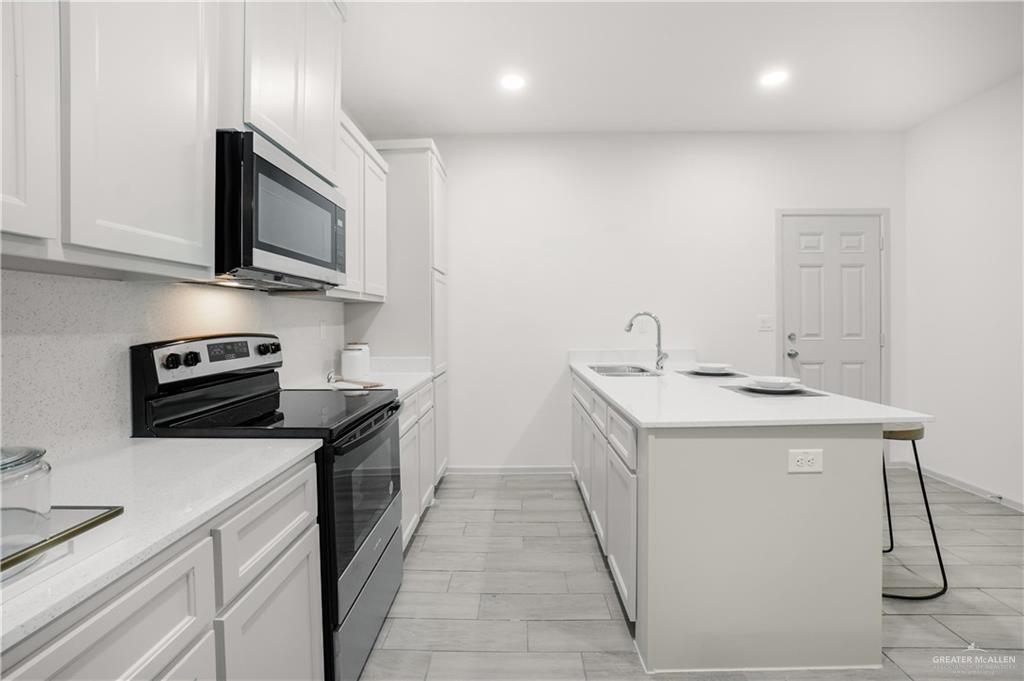 Photo 12 of 1501 Shavano Drive #3