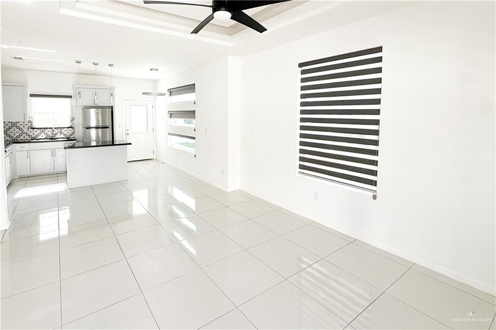 Photo 3 of 1600 Angelina Drive #2