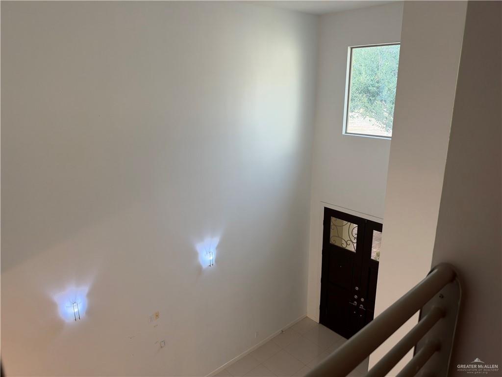 Photo 25 of 213 Ulex Avenue