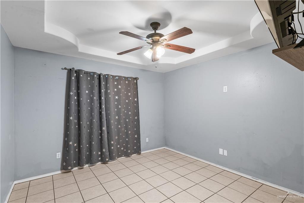 Photo 11 of 3101 Camelia Avenue