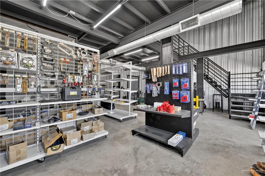 Photo 14 of 7521 Cage Boulevard