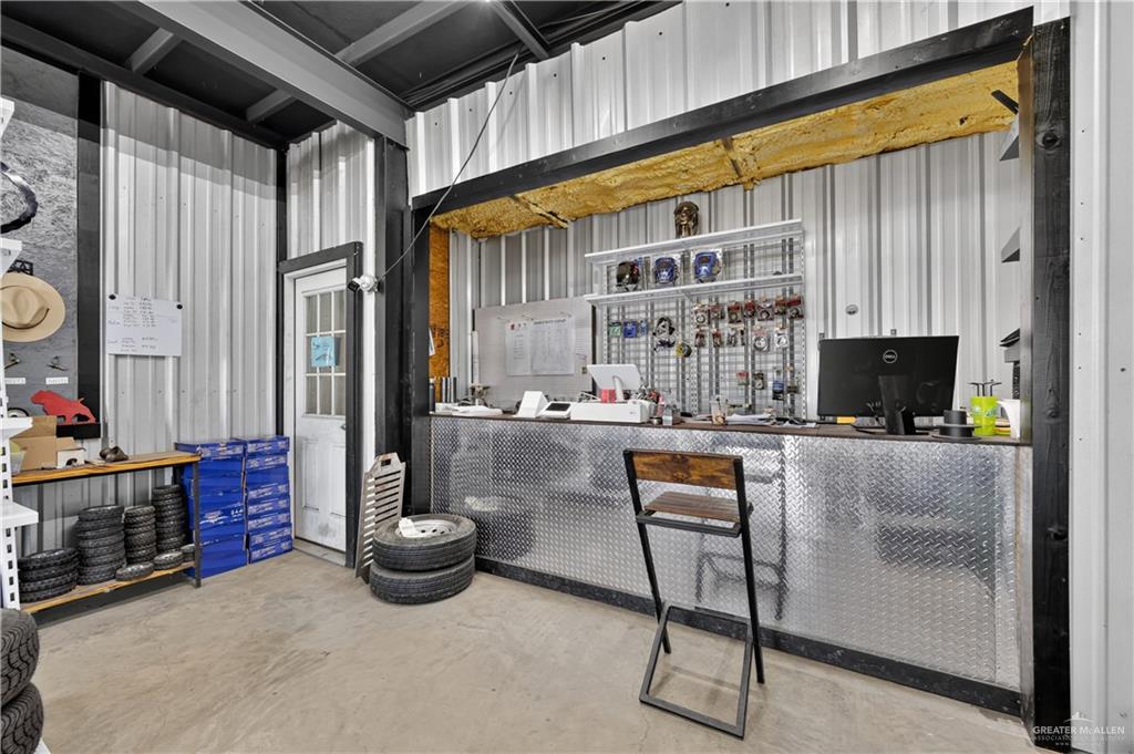 Photo 16 of 7521 Cage Boulevard