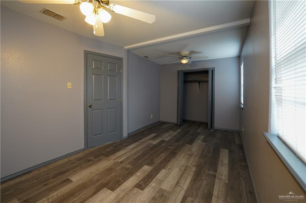 Photo 20 of 204 Gomez Drive