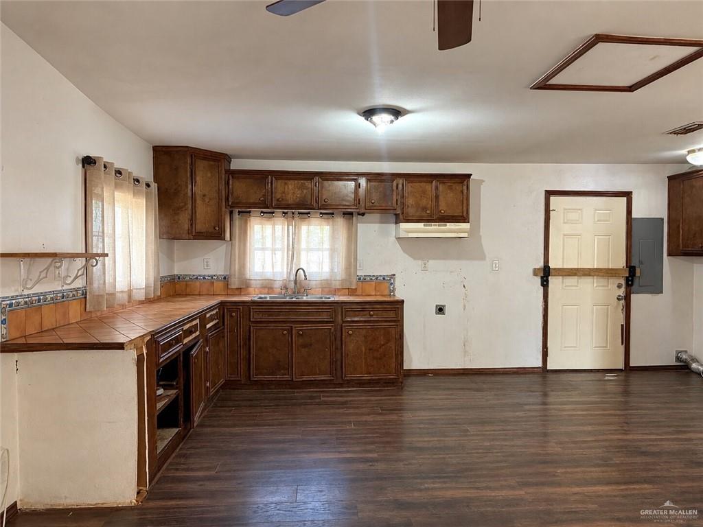 Photo 4 of 1400 Paseo Del Sol Street