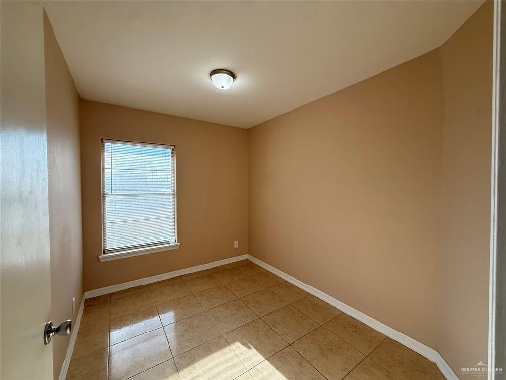 Photo 9 of 1523 10th Avenue