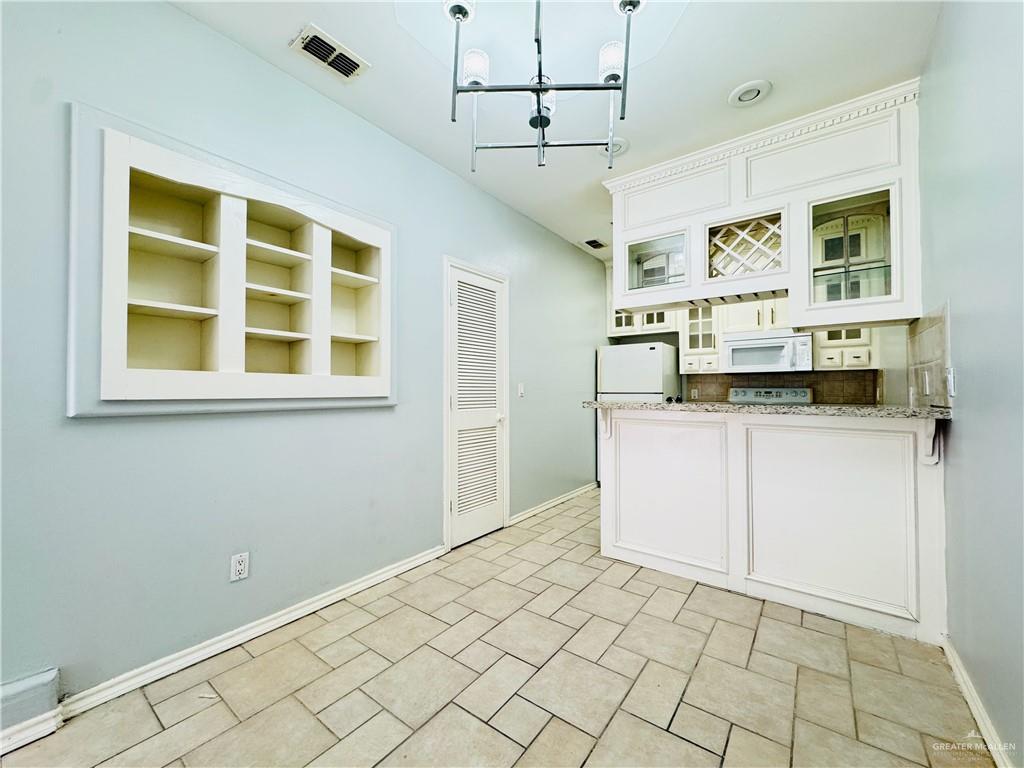 Photo 42 of 602 Buena Vista Drive