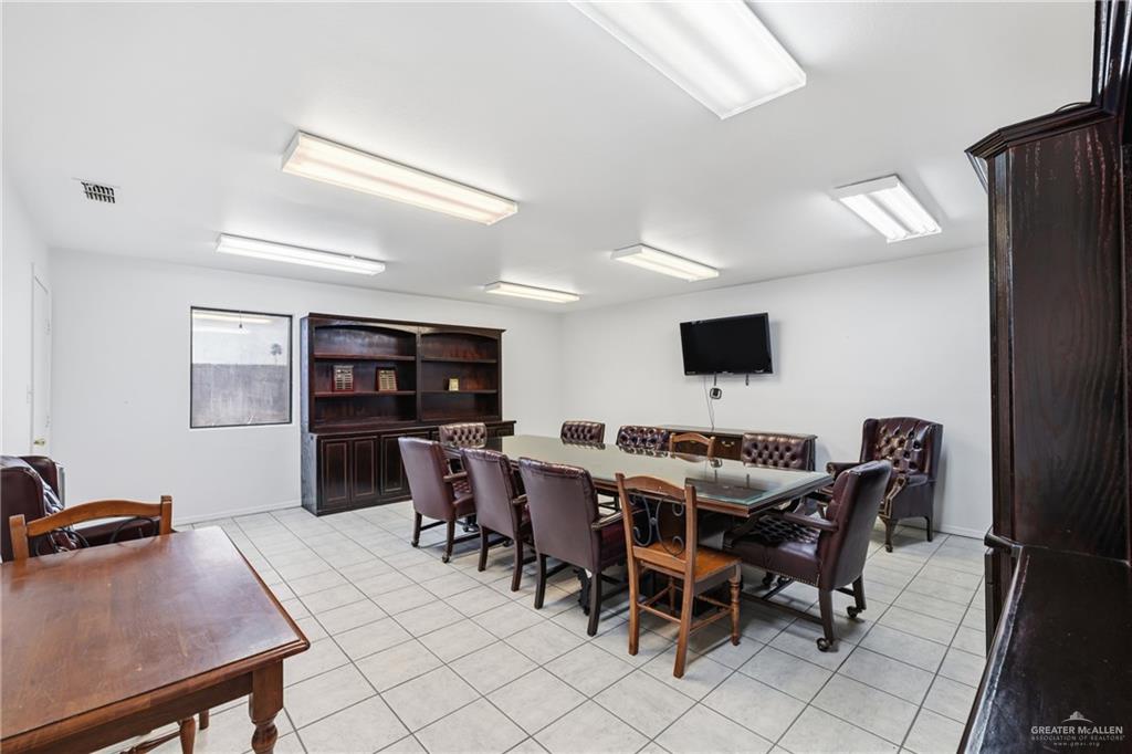 Photo 11 of 3110 Business 83