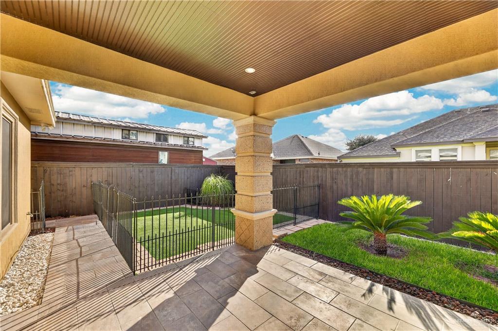 Photo 18 of 1337 Loretta Lynn Drive