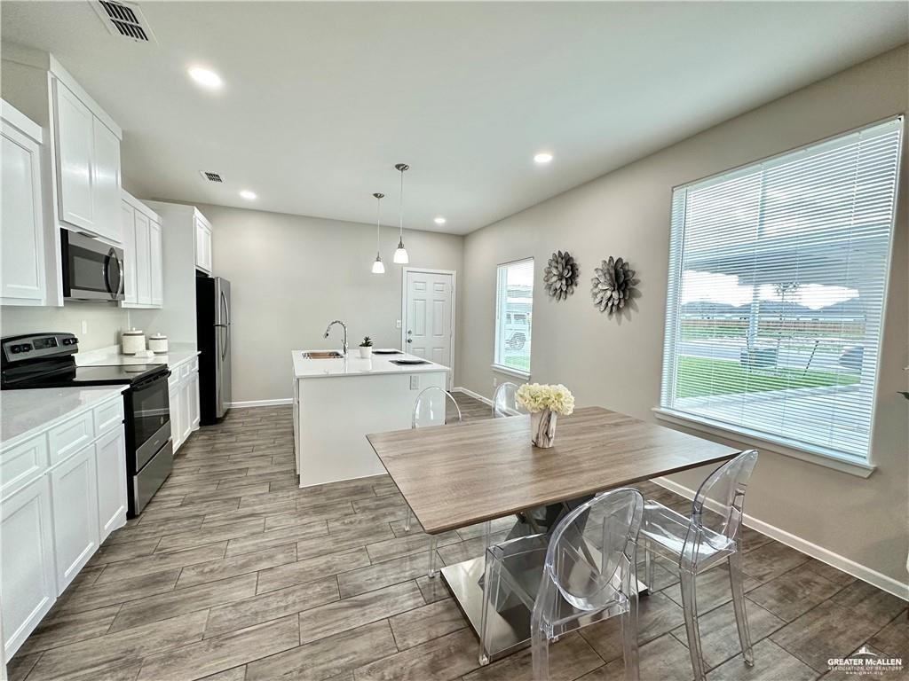 Photo 2 of 2613 Sage Drive