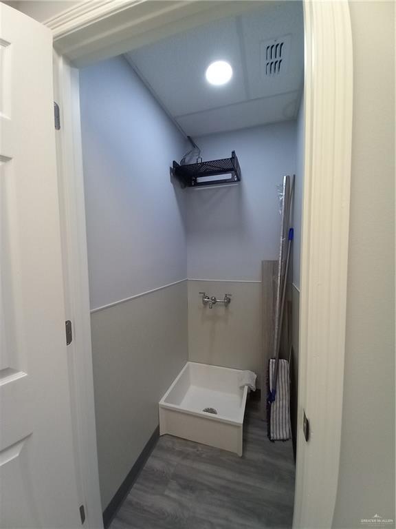 Photo 18 of 216 Cano Street #B