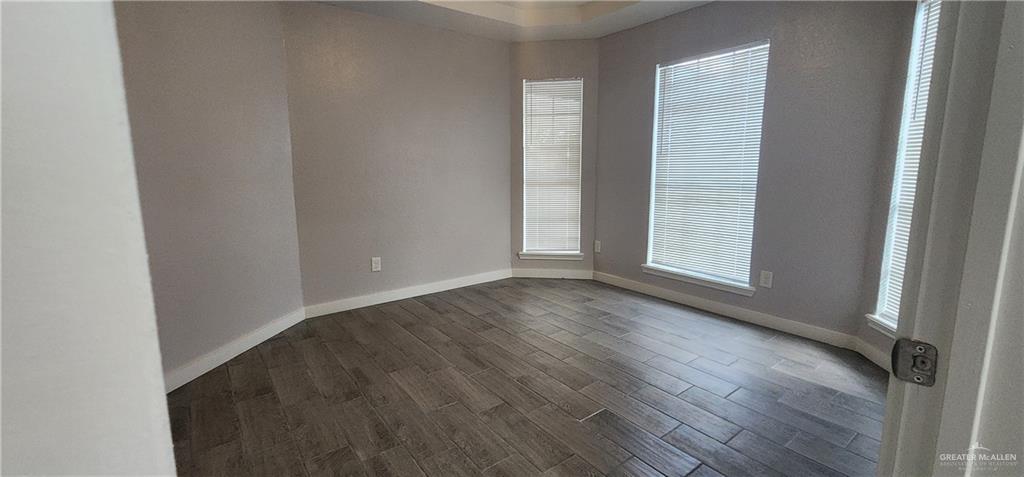 Photo 26 of 421 Casiano Street