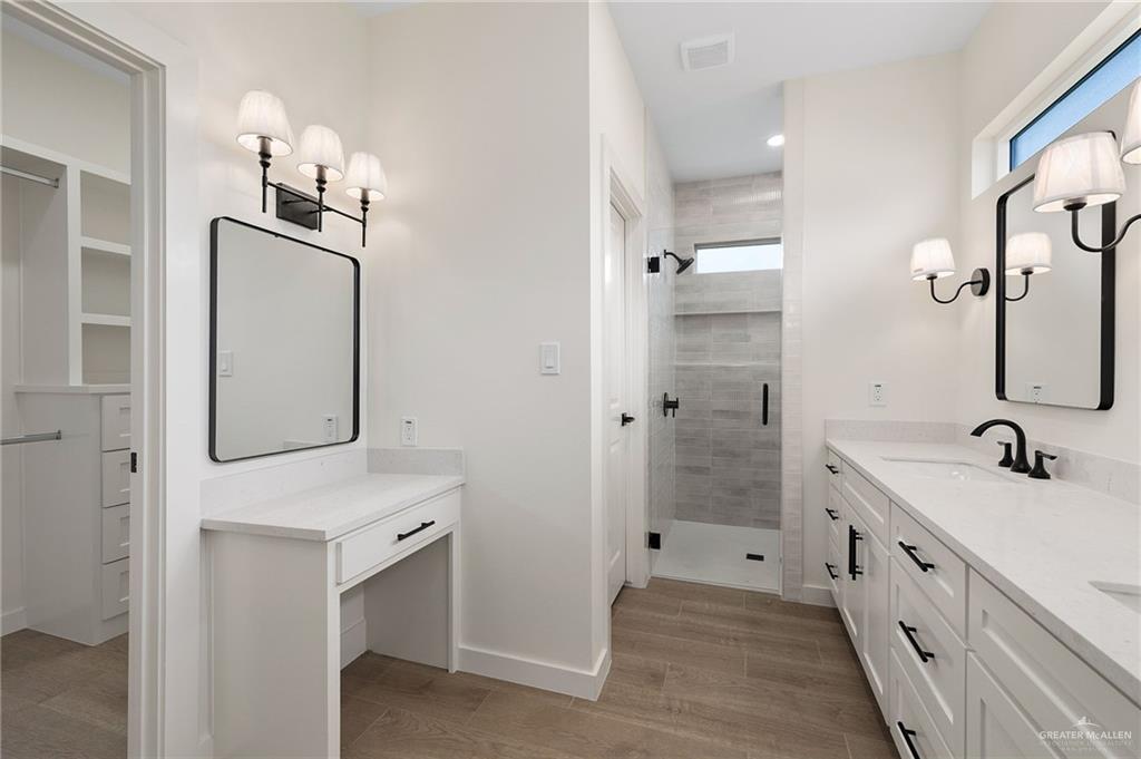 Photo 10 of 2813 Alyna Avenue