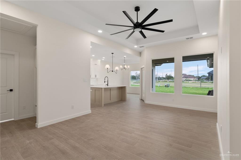 Photo 4 of 2813 Alyna Avenue