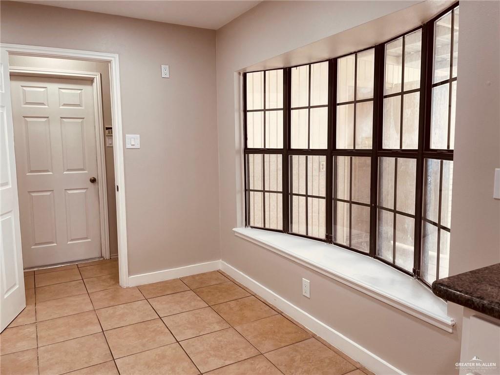 Photo 7 of 1206 Bluebird Avenue