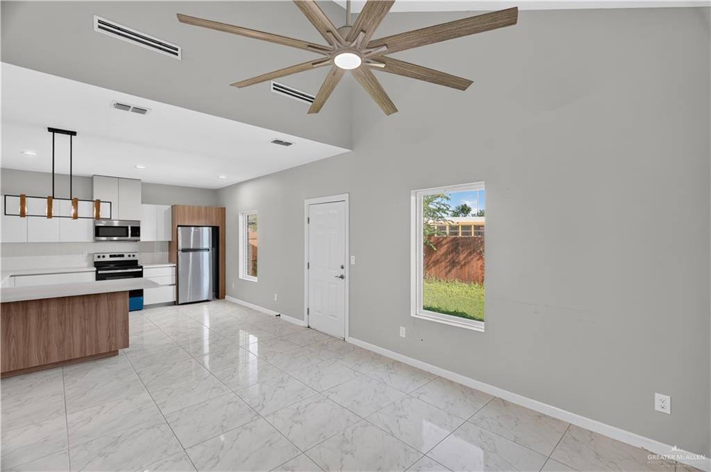 Photo 5 of 808 Hidden Hills Street #2