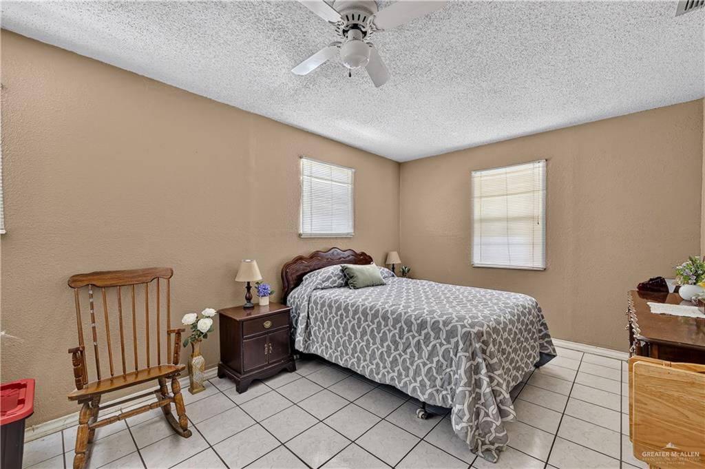 Photo 4 of 421 6th Street