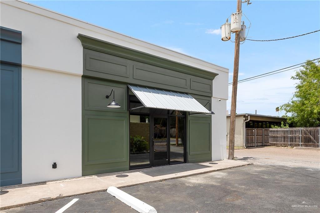 Photo 5 of 804 Pecan Boulevard #107
