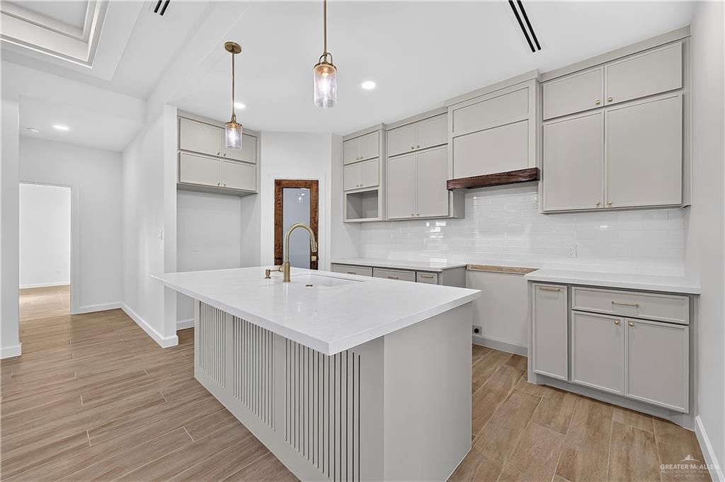 Photo 6 of 3508 Las Brisas Street
