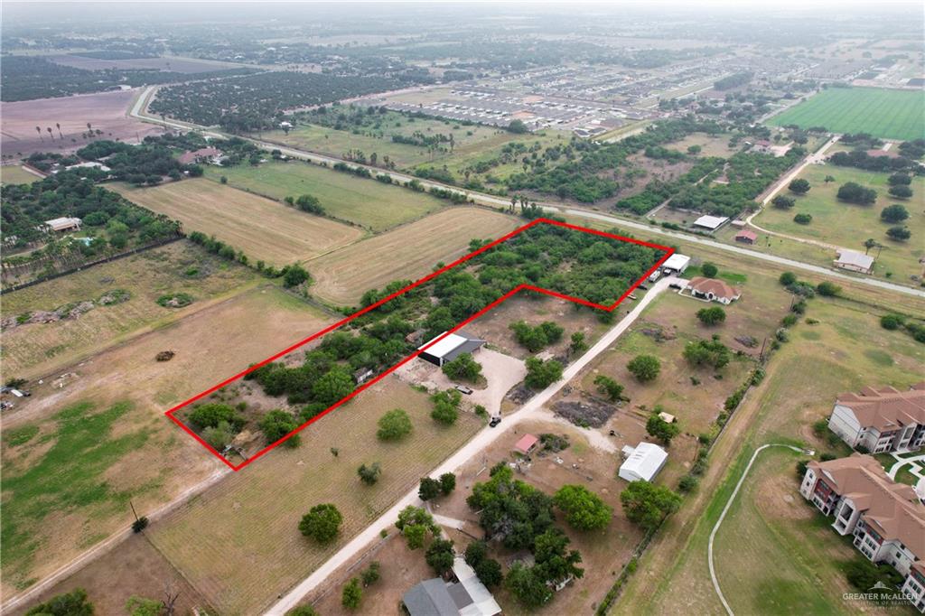 Photo 4 of 1015 Shary Road