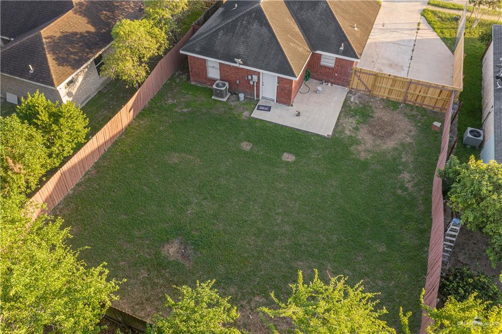 Photo 13 of 808 Blue Jay Avenue