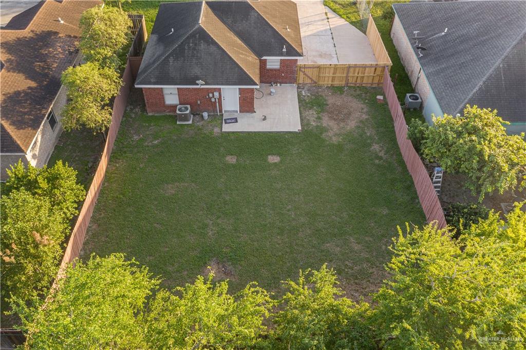 Photo 14 of 808 Blue Jay Avenue