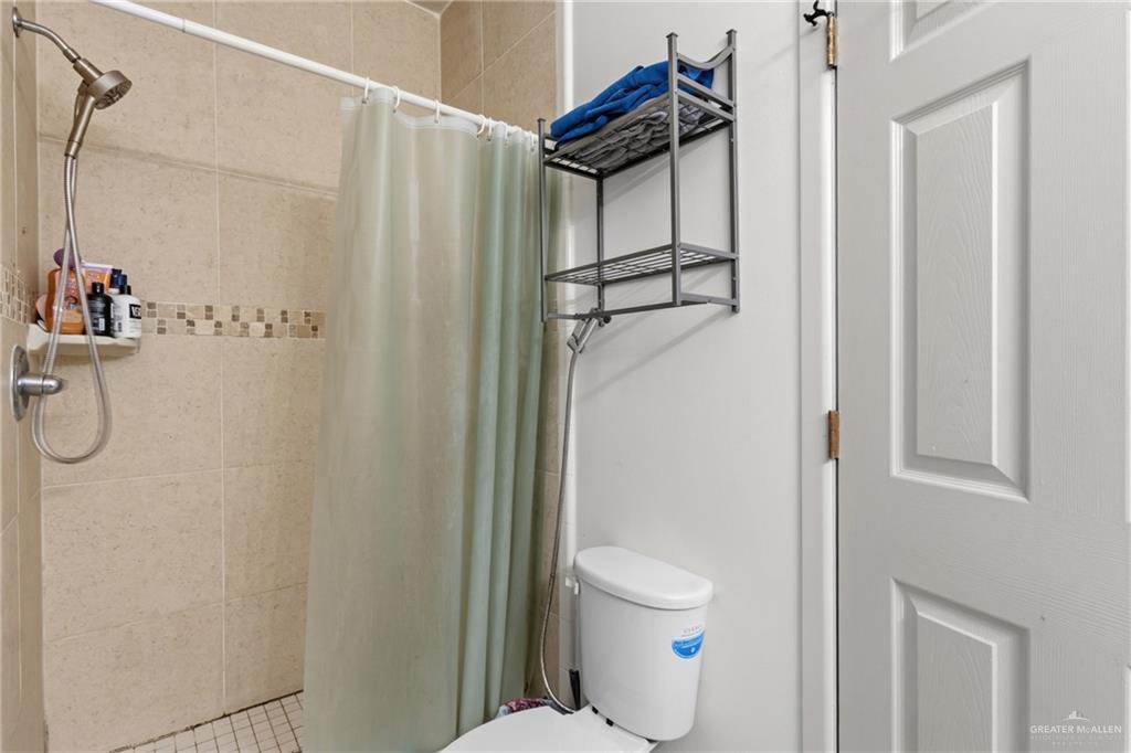 Photo 23 of 813 Travis Street #413