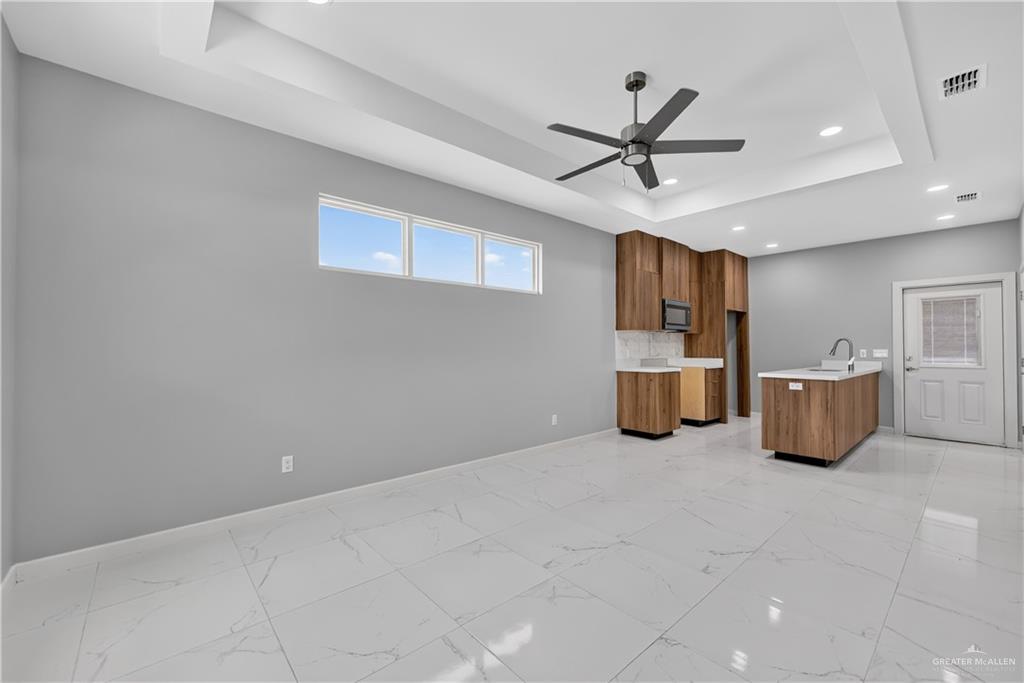 Photo 4 of 719 Coves Lane #4