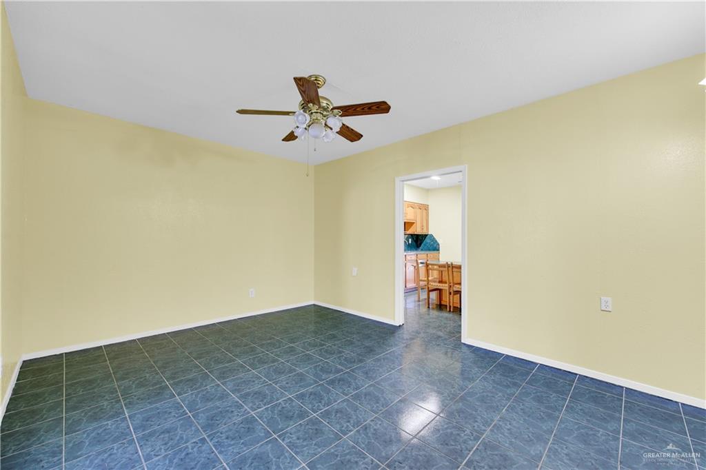 Photo 5 of 1629 Teege Avenue