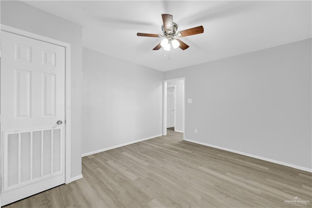 Photo 9 of 1629 Teege Avenue