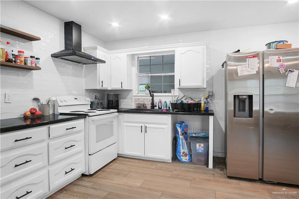 Photo 6 of 104 16th Street