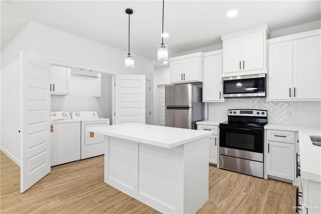 Photo 18 of 1209 Waterfall Avenue