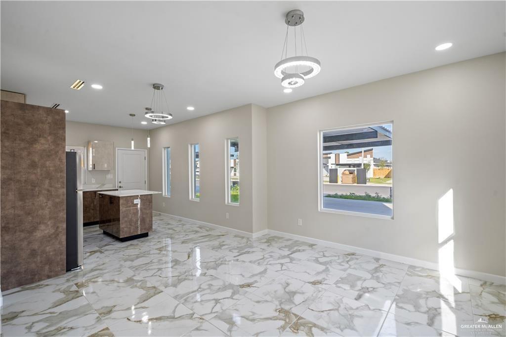 Photo 12 of 405 Onyx Avenue #2