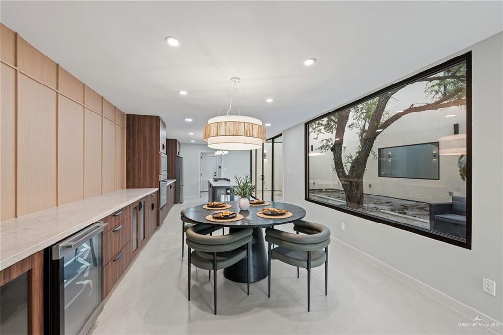 Photo 6 of 1420 7th Avenue