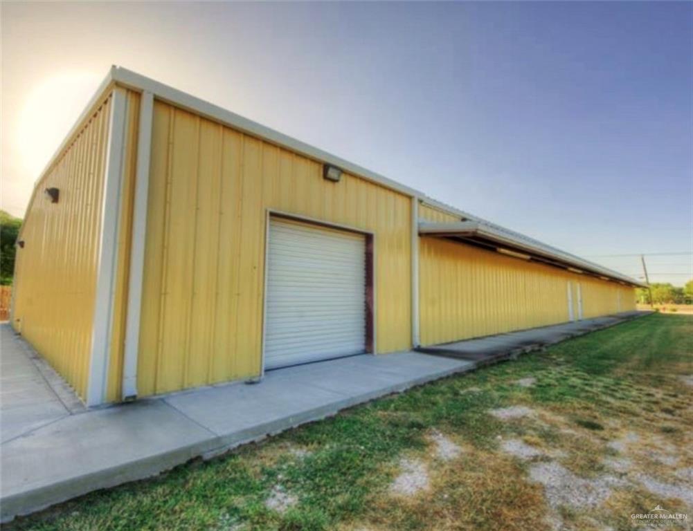 Photo 1 of 11818 Business 83 Highway, La Feria