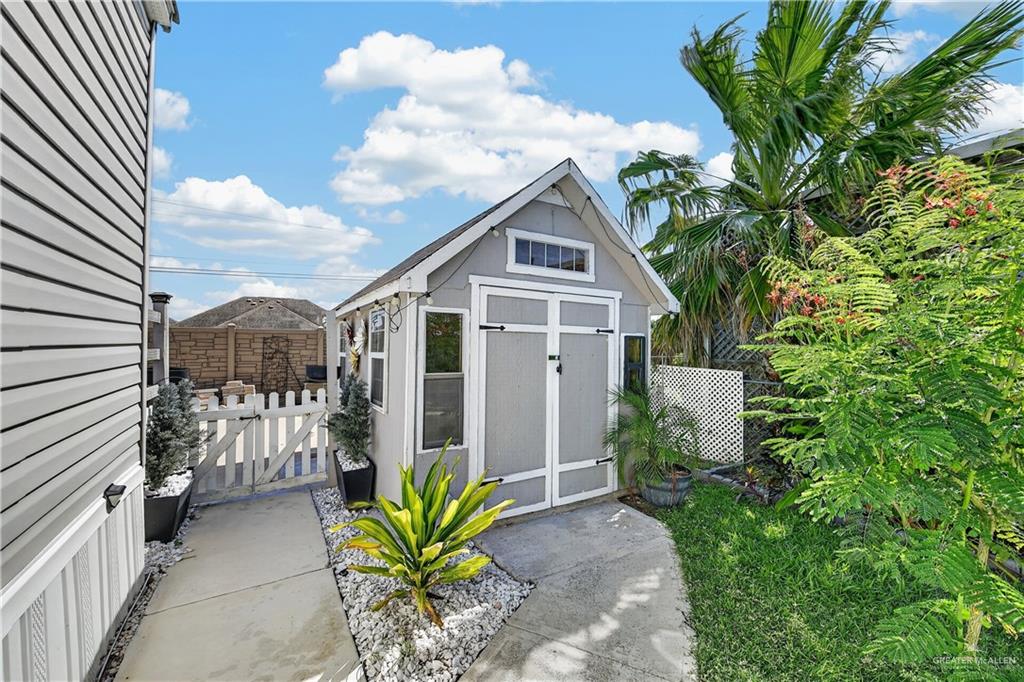 Photo 18 of 1402 Cage Boulevard #274