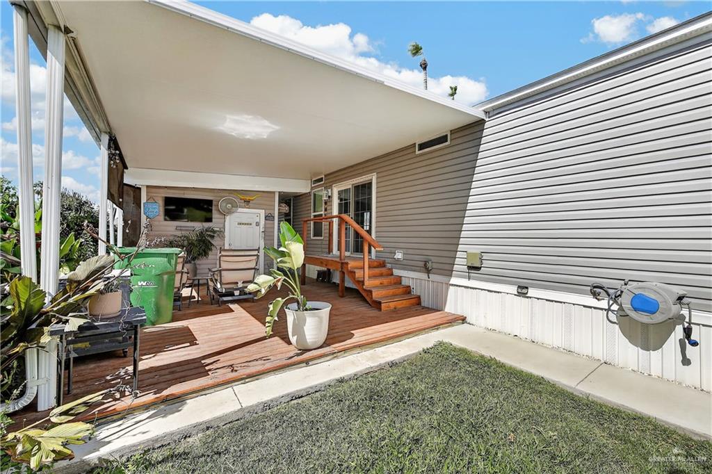 Photo 19 of 1402 Cage Boulevard #274
