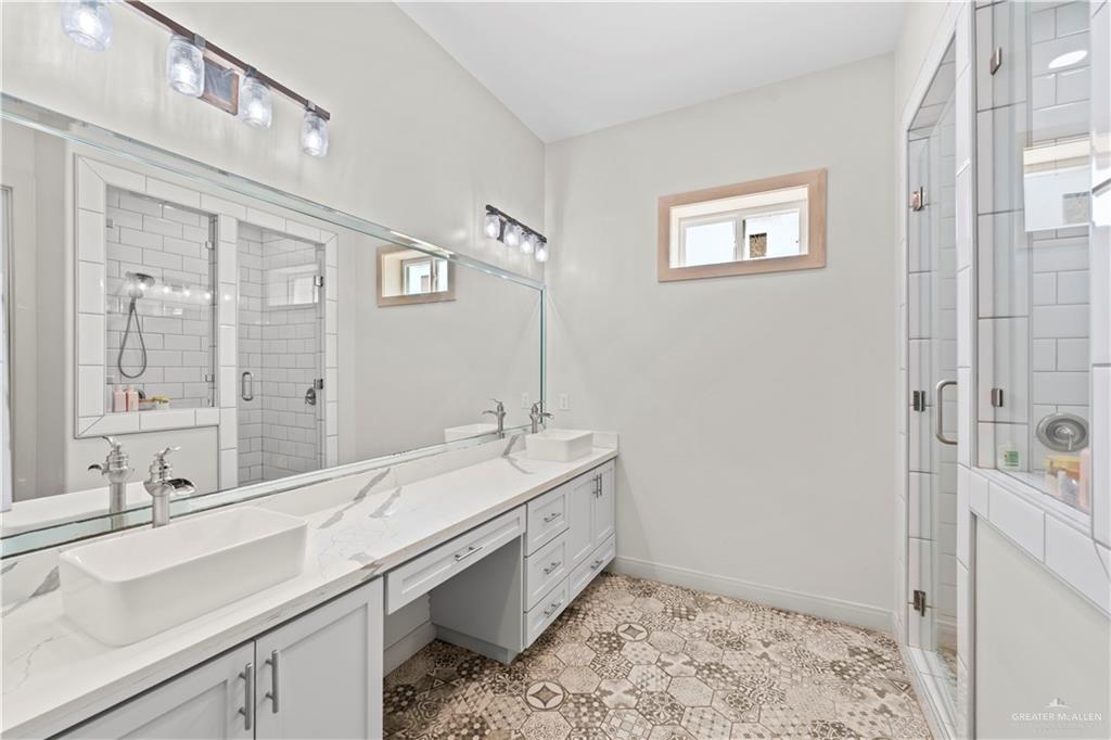 Photo 5 of 7108 Primos Circle