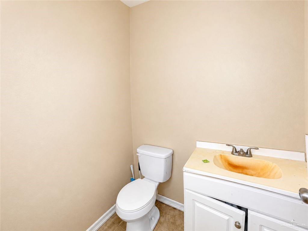Photo 6 of 1205 Expressway 83 #B