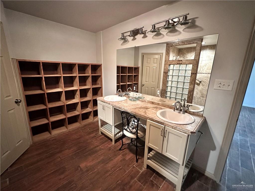 Photo 11 of 501 15th Street